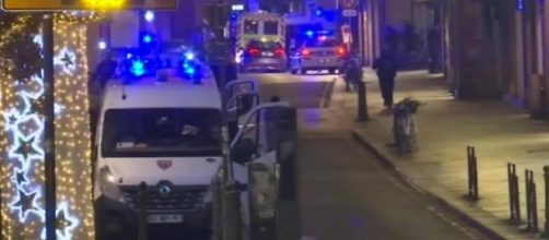 Colpi di arma da fuoco al mercatino di Natale a Strasburgo: almeno 3 morti e 11 feriti