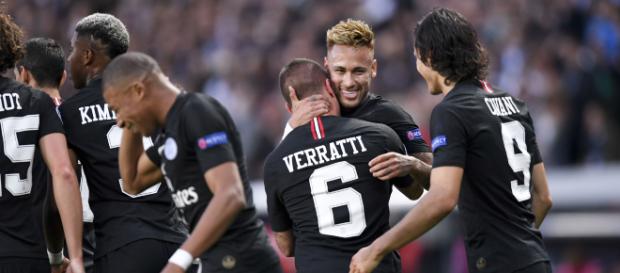 Emmené par un grand Neymar, le PSG en démonstration face à l'Etoile rouge Emmené par un grand Neymar, le PSG en démonstration face à l'Etoile rouge