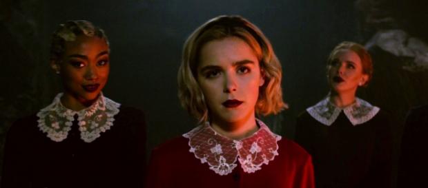 La saison 2 des Nouvelles Aventures de Sabrina va arriver plus vite que prévu. La saison 2 des Nouvelles Aventures de Sabrina va arriver plus vite que prévu.