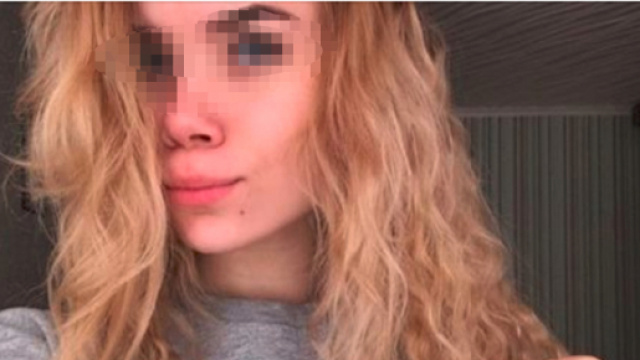 Manda sms mentre &egrave; nella vasca da bagno, l'iPhone cade nell'acqua e muore fulminata a 15 anni - Leggo.it