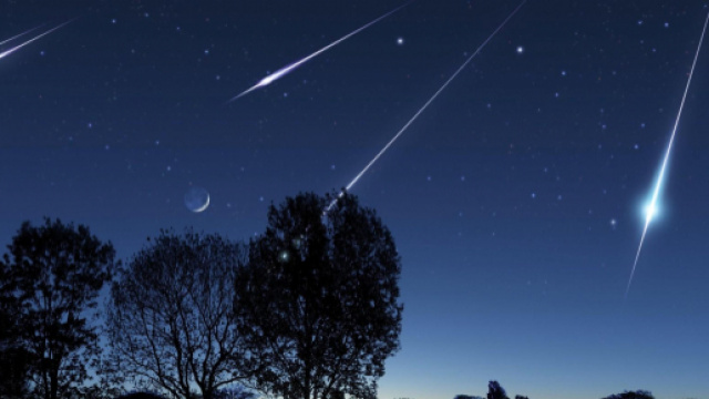 Stelle cadenti e cometa di Natale 46P/Wirtanen visibile ad occhio nudo