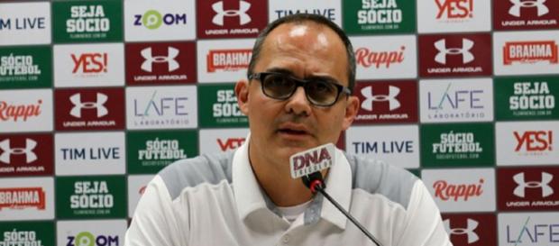 Pedro Abad corre o risco de ser afastado da presidência do Fluminense (Foto: Lucas Merçon) Pedro Abad corre o risco de ser afastado da presidência do Fluminense (Foto: Lucas Merçon)