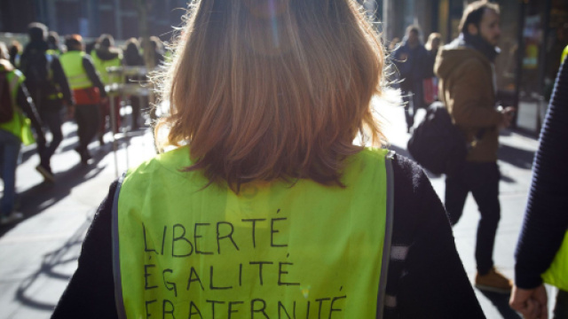 Qui sont ces gilets jaunes qui demandent plus de justice sociale et plus d'égalité ?