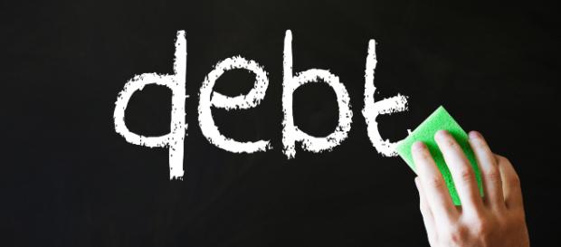 Classroom debt continues to hold Americans back (source: Wipe our Debt, CC BY-SA 2.0) Classroom debt continues to hold Americans back (source: Wipe our Debt, CC BY-SA 2.0)