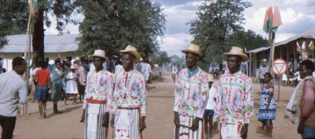 Lamba, lambahoany, salovana, kisaly… | Mouvement des Citoyens ... - wordpress.com Lamba, lambahoany, salovana, kisaly… | Mouvement des Citoyens ... - wordpress.com