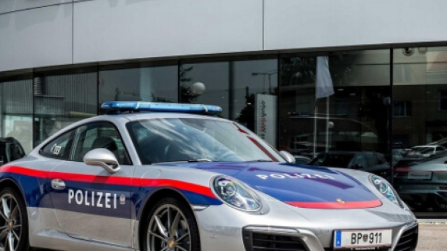 Austria, omicidio in un castello, sterminata famiglia nobile: morta italiana