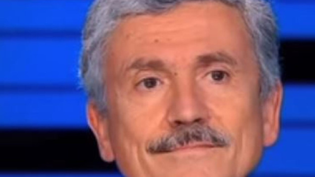 D'Alema prevede un futuro governo con Berlusconi