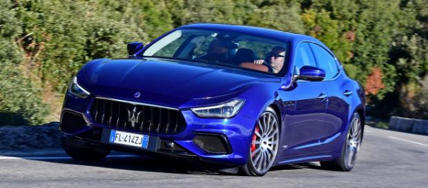 Maserati Ghibli, l'ecotassa rischia di renderla meno desiderabile - autoexpress.co.uk Maserati Ghibli, l'ecotassa rischia di renderla meno desiderabile - autoexpress.co.uk
