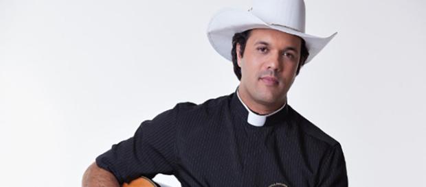 Padre Sertanejo (Foto: Divulgação) Padre Sertanejo (Foto: Divulgação)