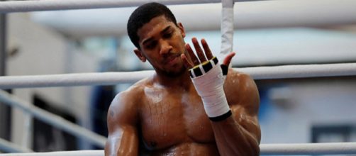 Anthony Joshua: il grande successo della sfida tra Wider e Fury potrebbe aver cambiato i suoi piani