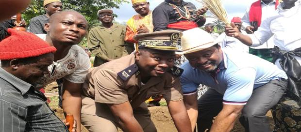 Cameroun : la chefferie de Mantem II fait de Théophile Kwendjeu le 1er grand notable Cameroun : la chefferie de Mantem II fait de Théophile Kwendjeu le 1er grand notable
