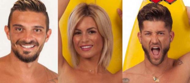 Carla Moreau serait de nouveau en couple avec un garçon "de la télé" selon Paga et Julien Tanti. Carla Moreau serait de nouveau en couple avec un garçon "de la télé" selon Paga et Julien Tanti.