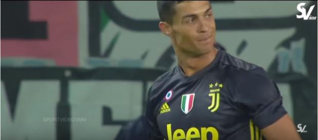 Cristiano Ronaldo (Imagem via Youtube) Cristiano Ronaldo (Imagem via Youtube)