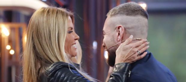 Makoke sale de fiesta con Anita Matamoros y Tony Spina después de ... - bekia.es Makoke sale de fiesta con Anita Matamoros y Tony Spina después de ... - bekia.es
