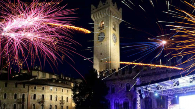 Capodanno 2019 a Trento: in Piazza Duomo c'è la musica dei Queen - ildolomiti.it