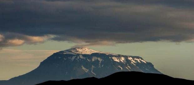 L'Herðubreið, la regina delle montagne islandesi L'Herðubreið, la regina delle montagne islandesi