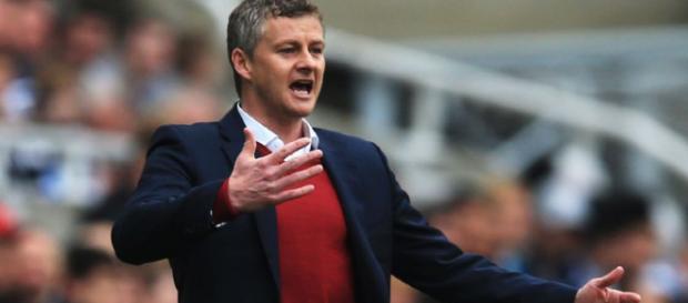 Manchester United - Ole Gunnar Solskjaer pisté pour prendre l ... - yahoo.com Manchester United - Ole Gunnar Solskjaer pisté pour prendre l ... - yahoo.com
