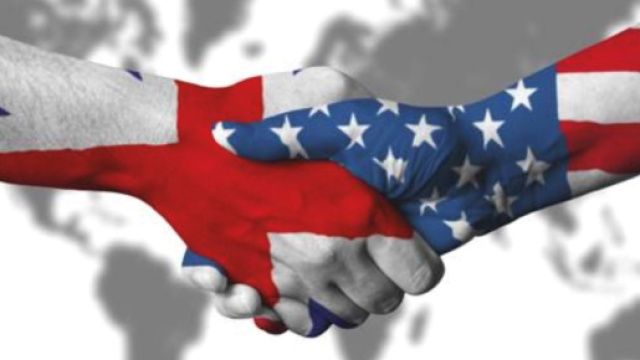 accordi brexit con Usa, anche teresa May