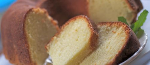 Whipping cream pound cake was favored by Elvis Presley. [Source: Divas Can Cook - YouTube]