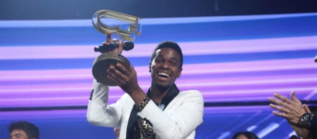 Famous se proclama ganador de 'Operación Triunfo - bekia.es Famous se proclama ganador de 'Operación Triunfo - bekia.es