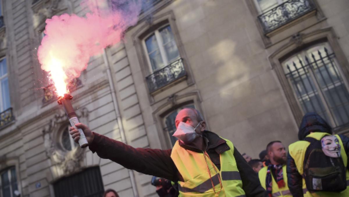 Les Gilets Jaunes Ne Viendront Pas à Versailles Pour Lacte