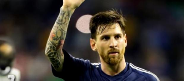 Leo Messi (Imagem via Youtube) Leo Messi (Imagem via Youtube)