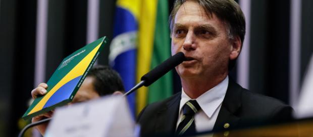Por ameaças a Bolsonaro, uso de carro aberto será decidido no dia Por ameaças a Bolsonaro, uso de carro aberto será decidido no dia