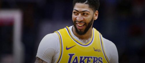 Anthony Davis in a Lakers uniform [Image by Clutchpoints / Instagram]