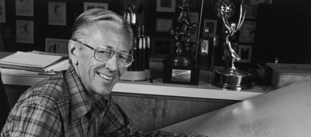 Charles M. Schulz posa mientras dibuja a su personaje Charles Brown Charles M. Schulz posa mientras dibuja a su personaje Charles Brown
