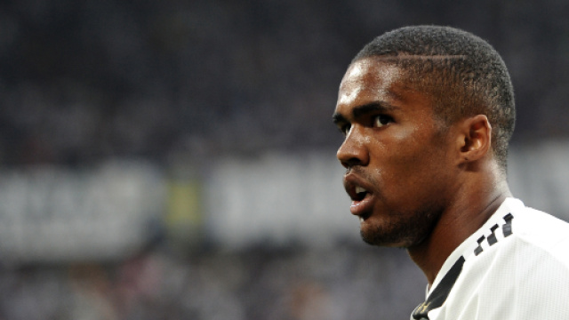 Juventus, Douglas Costa titolare al posto di CR7