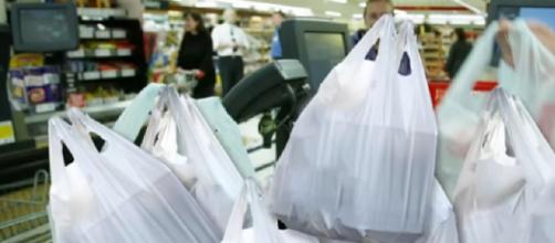Plastic carry bags. [Image source/Guardian Australia YouTube video]