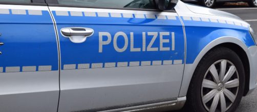Germania, bimbo non riceve i regali richiesti per Natale e chiama la Polizia