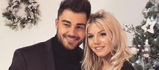 Les Marseillais en Asie : Jessica Thivenin propose à son chéri Thibault Garcia de faire un bébé. Les Marseillais en Asie : Jessica Thivenin propose à son chéri Thibault Garcia de faire un bébé.