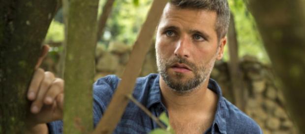 Guardiães temem que Gabriel revele tudo a Luz (Reprodução/Globo) Guardiães temem que Gabriel revele tudo a Luz (Reprodução/Globo)