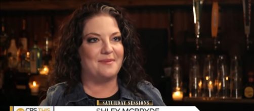 Ashley McBryde is living her country music dream, without compromise, on Girl Going Nowhere. [Image source: CBSThisMorning-YouTube]