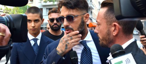 Fabrizio Corona, frase omofoba ai danni di Alessandro Cecchi Paone.