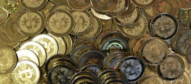 At some point, Bitcoin neared the $ 20 000 value per unit. Photo: screencap via @Hoa Dao91/ Flickr CC BY 2.0 At some point, Bitcoin neared the $ 20 000 value per unit. Photo: screencap via @Hoa Dao91/ Flickr CC BY 2.0