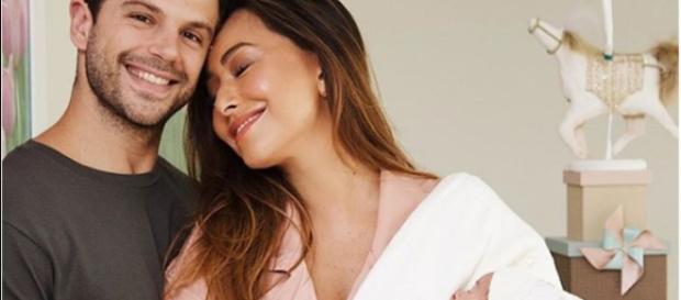Foto do casal famoso com a filha Zoe publicada em rede social (Reprodução/Instagram/@dudanagle) Foto do casal famoso com a filha Zoe publicada em rede social (Reprodução/Instagram/@dudanagle)
