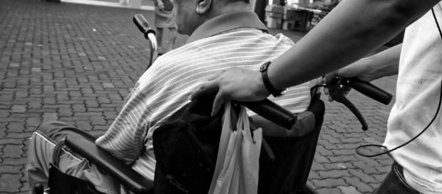 Il lavoro domestico e le problematiche relative a orari, stipendi e inquadramento finiscono spesso in tribunale. Il lavoro domestico e le problematiche relative a orari, stipendi e inquadramento finiscono spesso in tribunale.