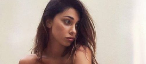 Belen Rodriguez, Dio esiste, la frase che spiazza i fan