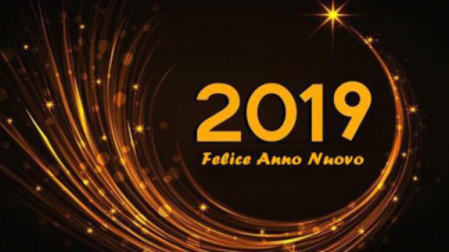 Augurare Buon Anno pu&ograve; essere originale e romantico, dolce e divertente: varie idee per tutti i gusti