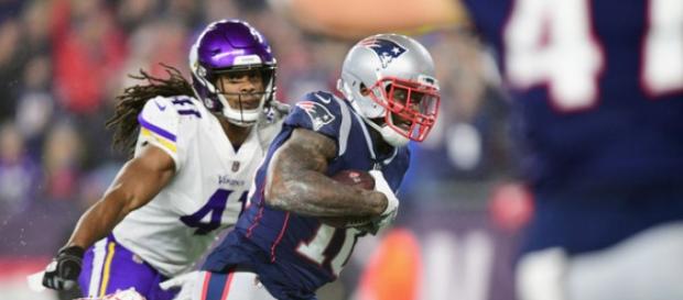 Gordon encendió la mecha de la ofensiva de los Pats en la segunda mitad. - masslive.com Gordon encendió la mecha de la ofensiva de los Pats en la segunda mitad. - masslive.com