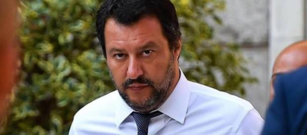 Matteo Salvini duramente ripreso dal procuratore di Torino, Armando Spataro Matteo Salvini duramente ripreso dal procuratore di Torino, Armando Spataro