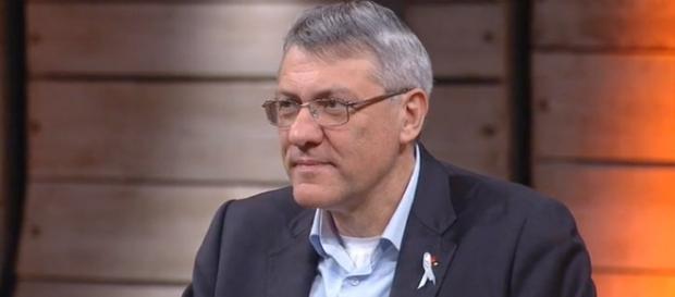 Maurizio Landini critica il Governo su Pensioni ed economia Maurizio Landini critica il Governo su Pensioni ed economia