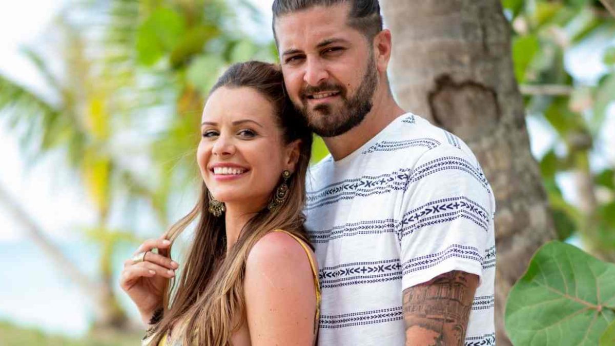 Manue Cureau Et Julien Lopez Antonin sort du silence sur les raisons de sa rupture avec Manue : 'l'amour  s'est éteint'