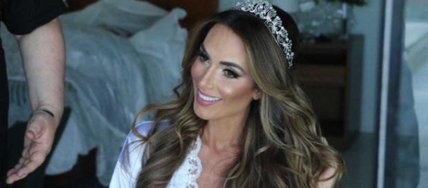 Casamento de Nicole Bahls tem confusão e alguns convidados são levados para a delegacia (Reprodução) Casamento de Nicole Bahls tem confusão e alguns convidados são levados para a delegacia (Reprodução)