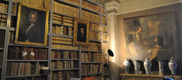 Il museo Correale di Terranova di Sorrento si arricchisce delle porcellane di Herend, donazione del prof Stelio Di Bello (fonte: web) Il museo Correale di Terranova di Sorrento si arricchisce delle porcellane di Herend, donazione del prof Stelio Di Bello (fonte: web)
