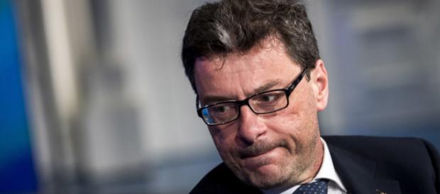 Manovra: Giorgetti assicura che Reddito di Cittadinanza e Quota 100 si faranno Manovra: Giorgetti assicura che Reddito di Cittadinanza e Quota 100 si faranno