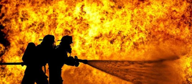 Tragedia a Roma: esplode stazione di servizio, deceduto anche un Vigile del Fuoco Tragedia a Roma: esplode stazione di servizio, deceduto anche un Vigile del Fuoco