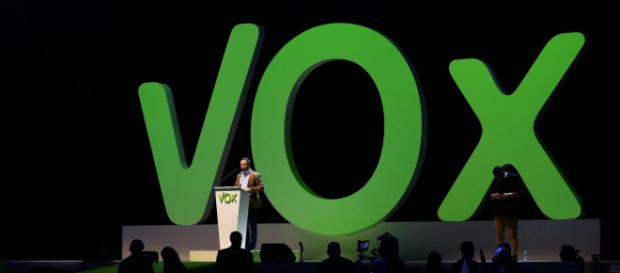 Una nueva encuesta señala la caída del PSOE y le da un 5% de voto ... - libertaddigital.com Una nueva encuesta señala la caída del PSOE y le da un 5% de voto ... - libertaddigital.com